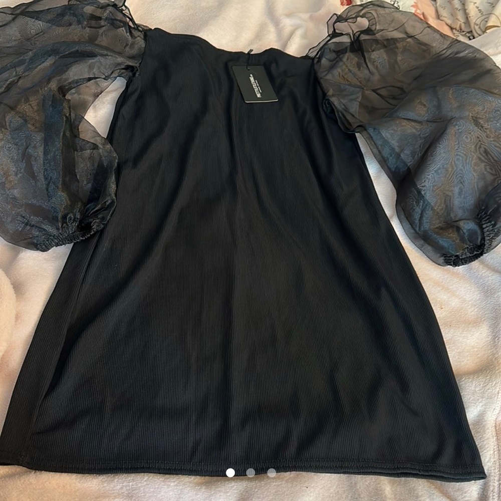 Black Mini with ballon sleeve